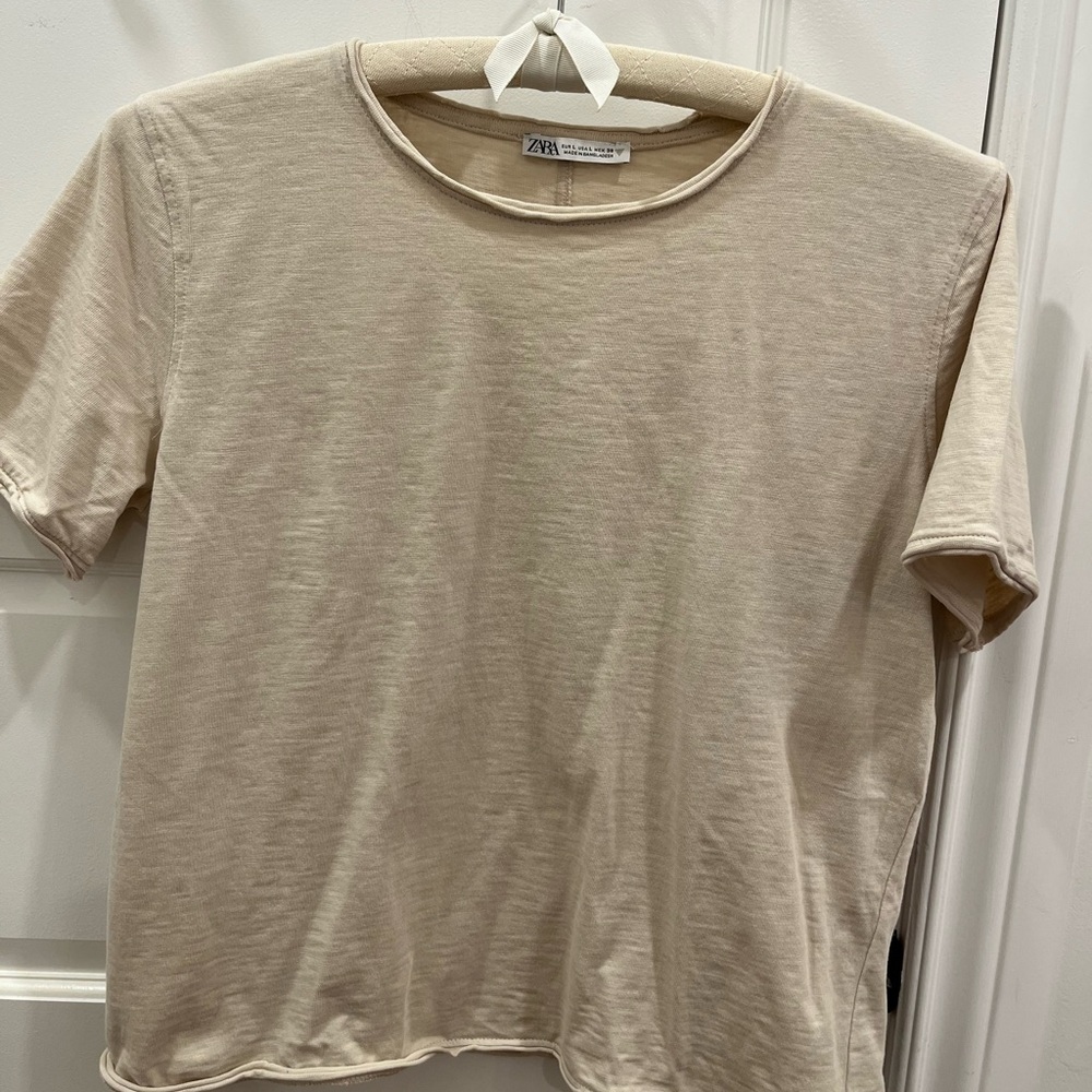 Zara Cream Short Sleeve Tee
